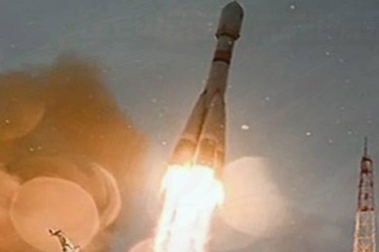 রাশিয়ার সহায়তায় ৩ স্যাটেলাইট উৎক্ষেপণ কি ইরানের আকাশ সক্ষমতার নতুন ধাপ?