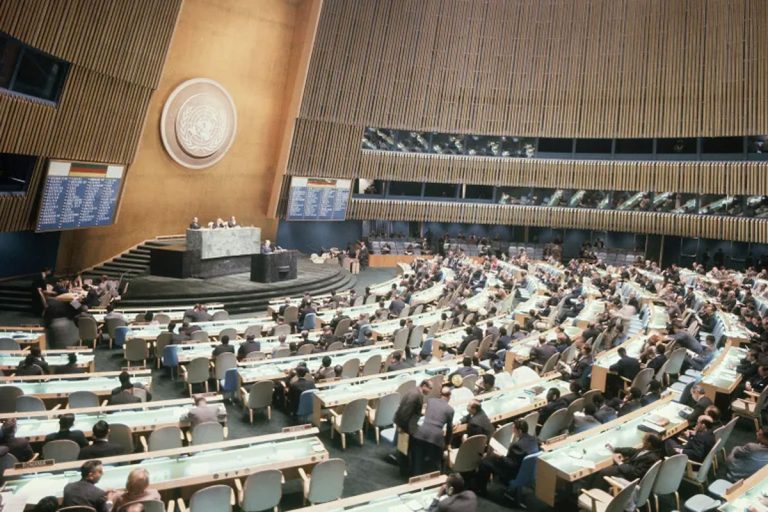 বিশ্বে ৬০ বছর আগেও জাতিগত বৈষম্য থামানোর চেষ্টা, যেভাবে ব্যর্থ হয়