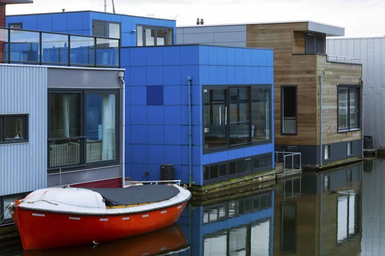 কেন ডাচরা ভাসমান বাড়ির দিকে ঝুঁকছে